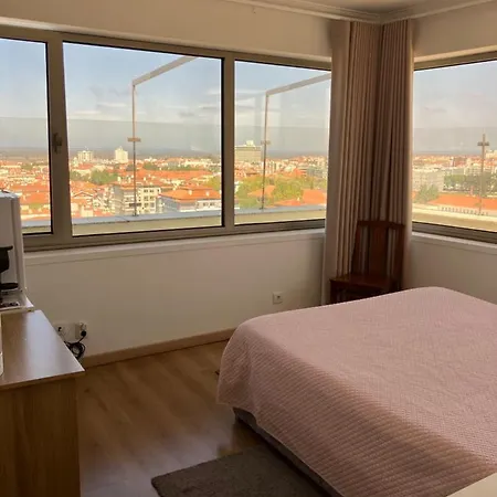 Quarto em Acomodações Particulares A Minha Alegre Casinha